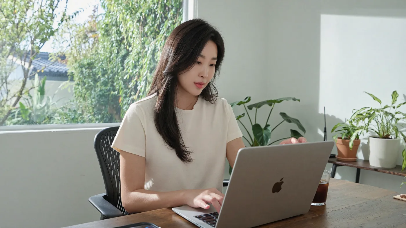 힉스필드 Soul 2.0으로 만든 카페 작업 실사 컷